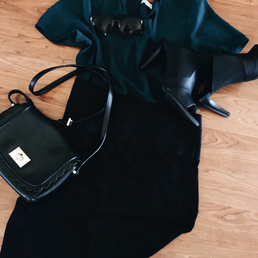 Max Studio Black Pencil Skirt